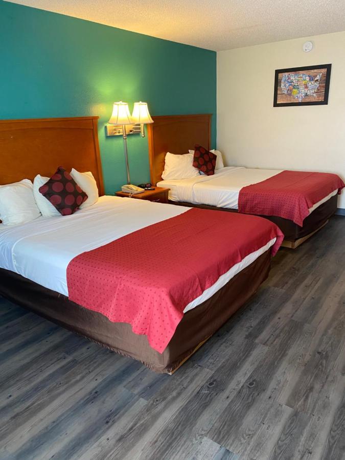 Americas Best Value Inn Salina Exterior photo