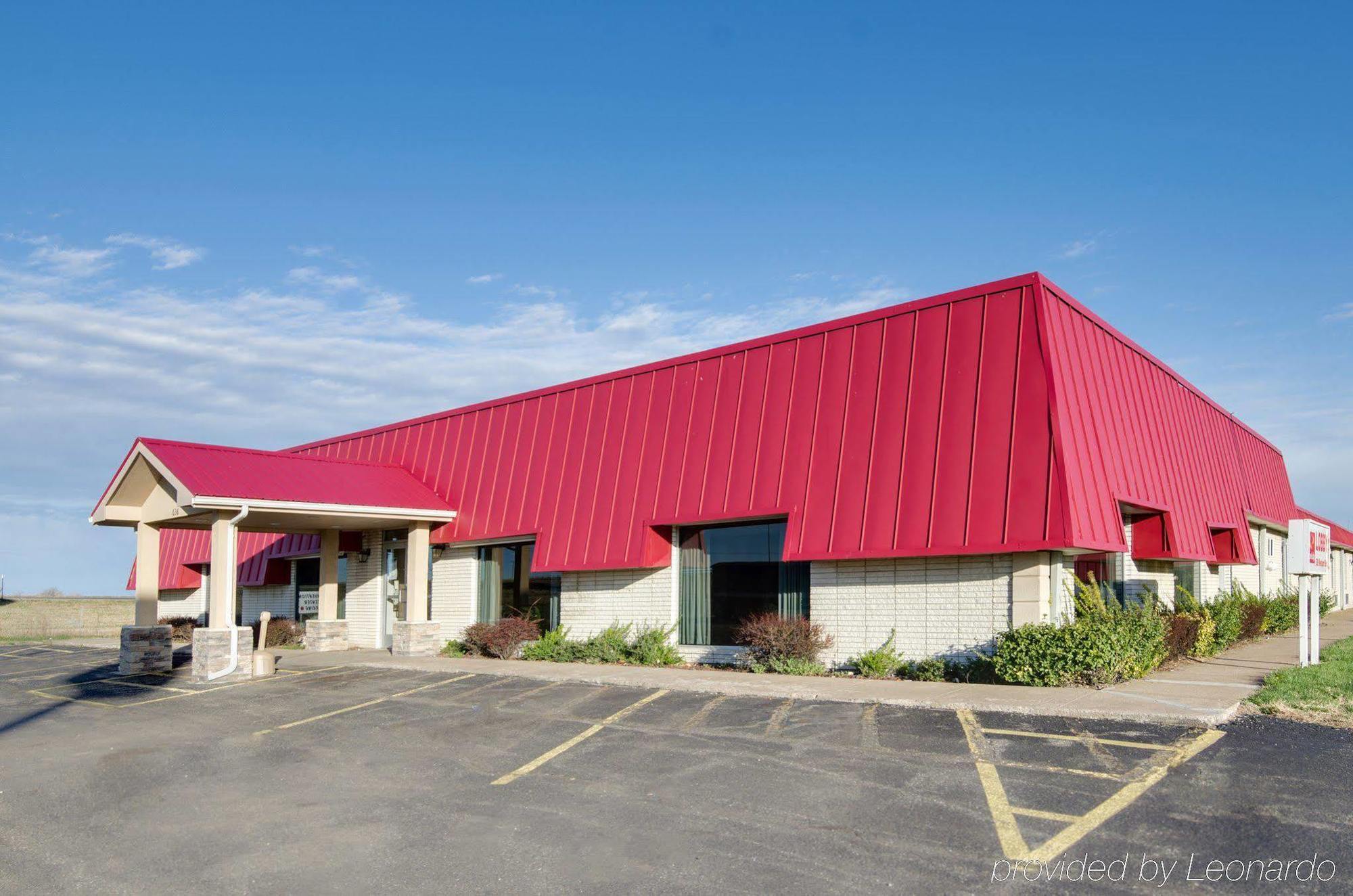 Americas Best Value Inn Salina Exterior photo