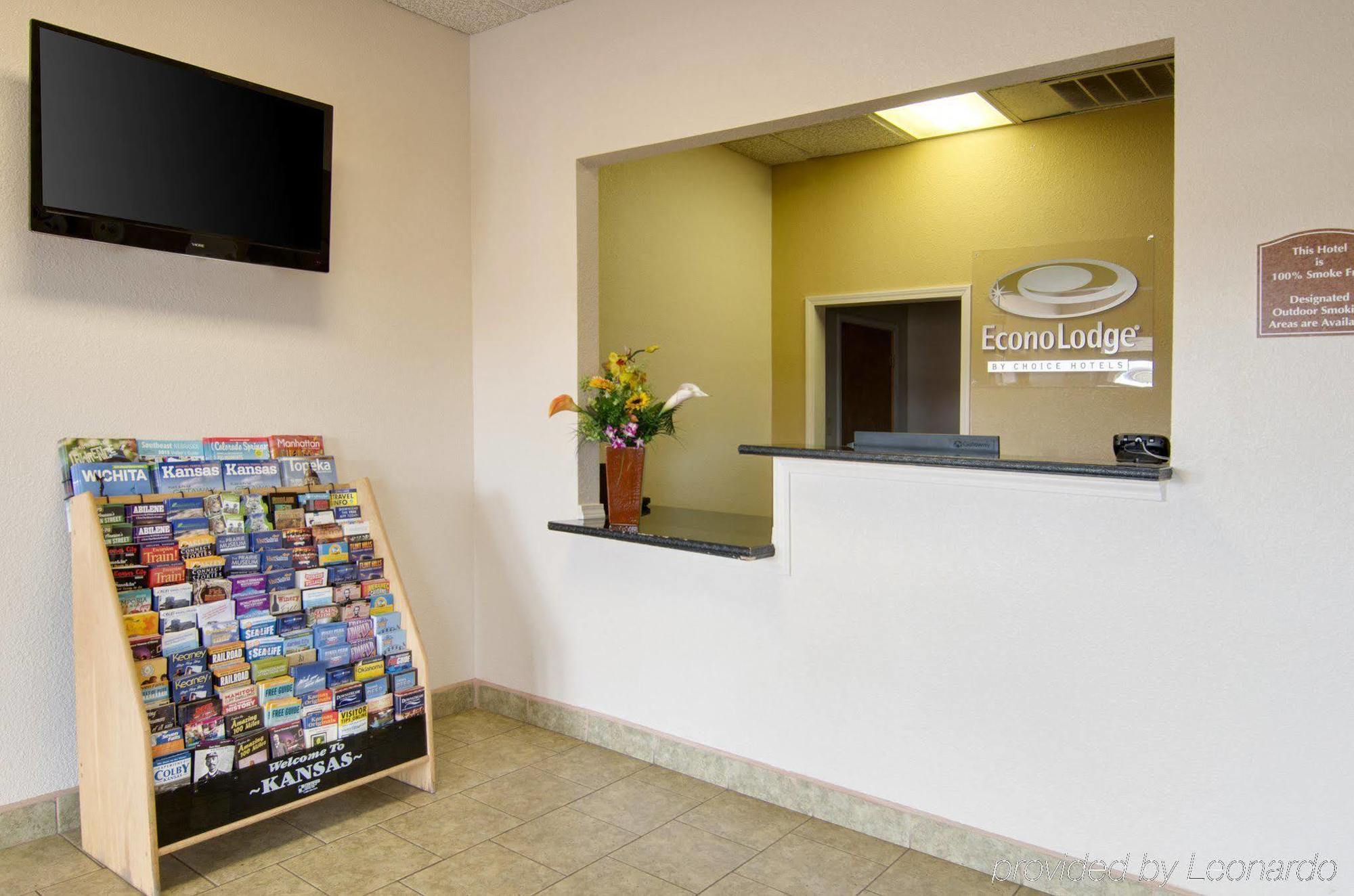 Americas Best Value Inn Salina Exterior photo